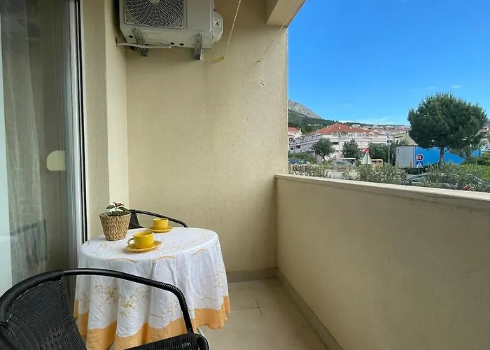 Apartament Sara Solin