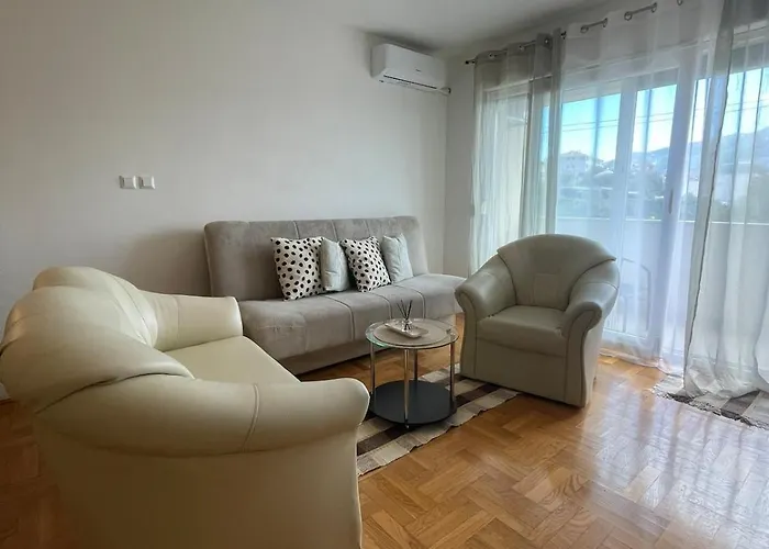Apartament Sara